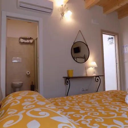 Couette-café Antico Granaio 3*