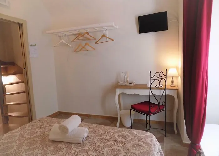 Oda ve Kahvaltı Antico Granaio