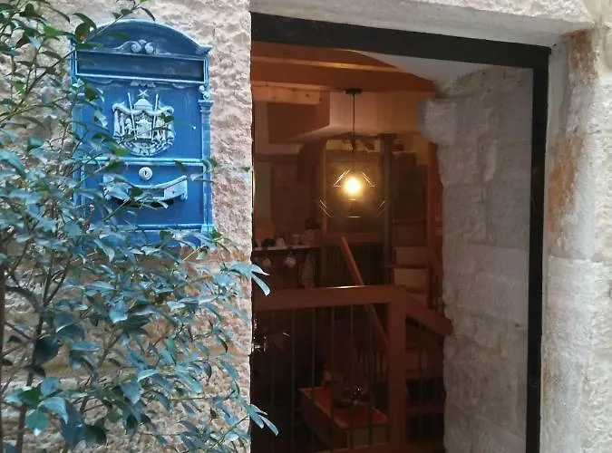 Antico Granaio Nocleg ze śniadaniem 3*